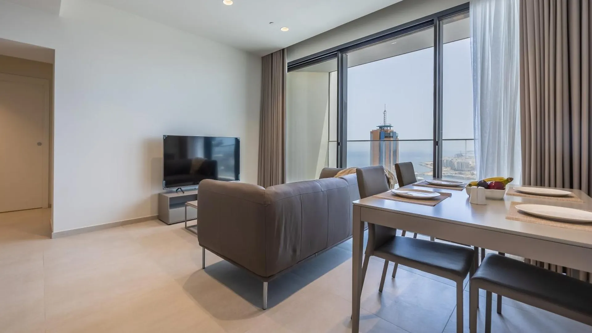 Mercury Luxe Retreat Apartment In Mercury Towers Saint Julian's